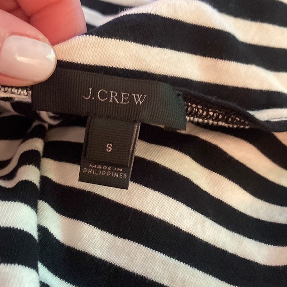 J. Crew Ruffle-Sleeve T-shirt in Stripe Small Black White Preppy Nautical B117 - Picture 8 of 10